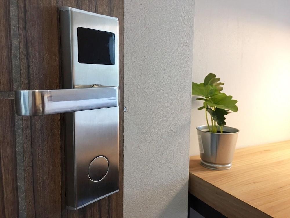 Villa23 Residence Bangkok Ngoại thất bức ảnh
